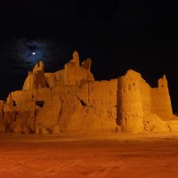 نارین قلعه نایین در شب